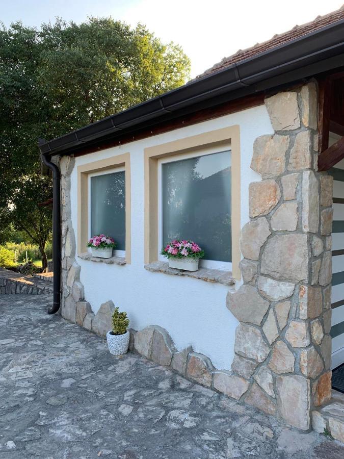 Kuca Za Iznajmljivanje Andrija Ljubuški Exterior foto